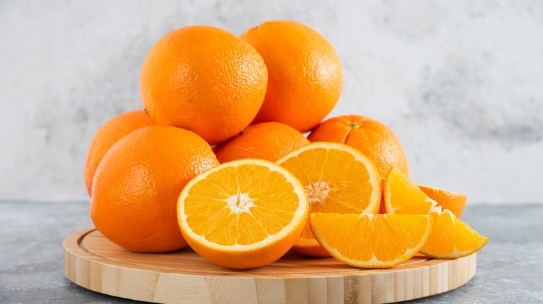 Pile of oranges