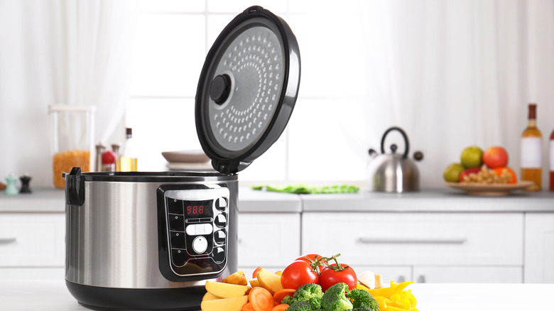 Open electric pressure cooker