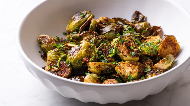 Brussels sprouts with seasoning