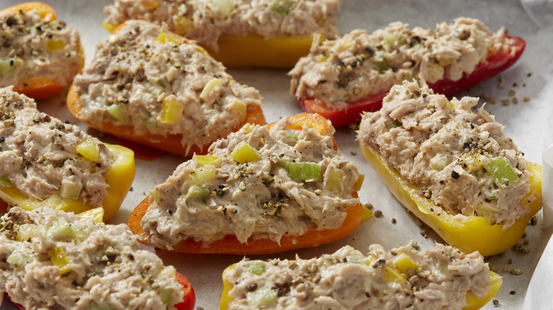 Tuna salad served on boats of fresh pepper