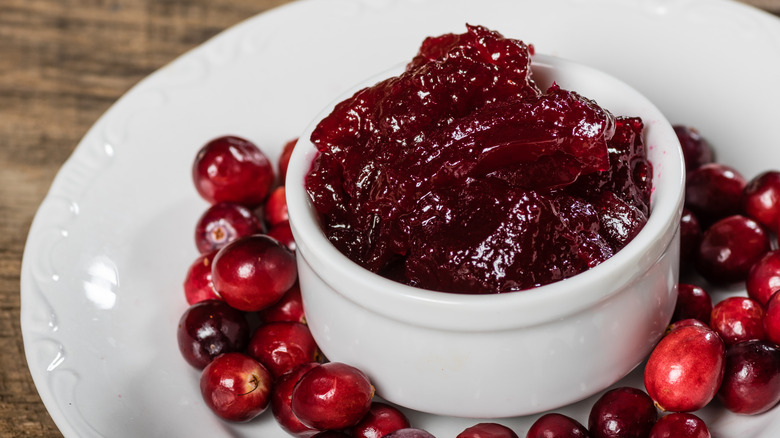 cranberry conserve and cranberries