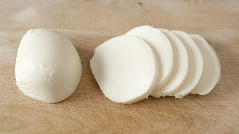 slices of fresh mozzarella