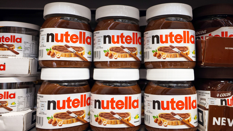 Nutella containers in store