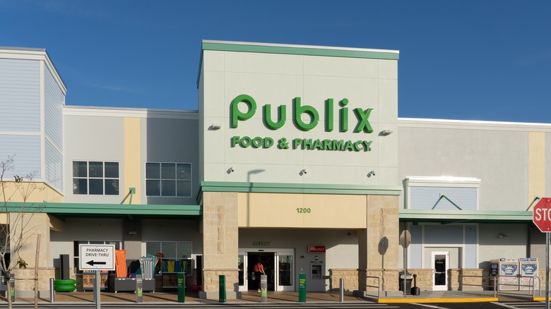 Publix grocery store