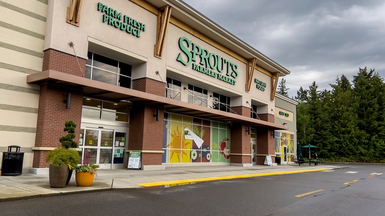 Sprouts grocery store