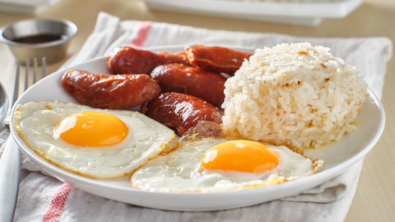 silog filipino breakfast