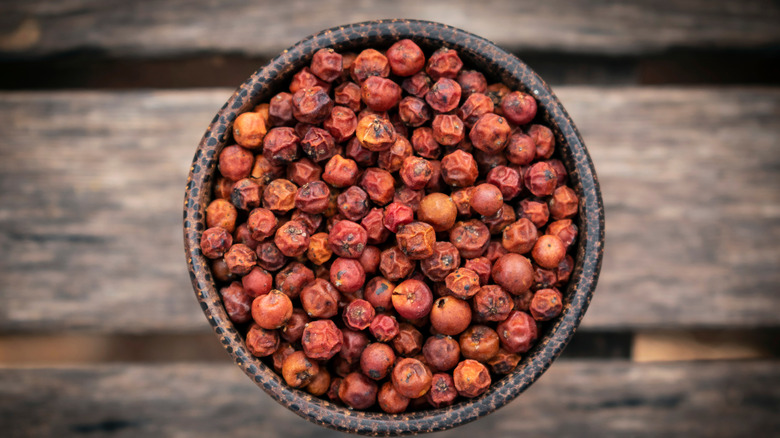 Kampot red peppercorns in a bowl