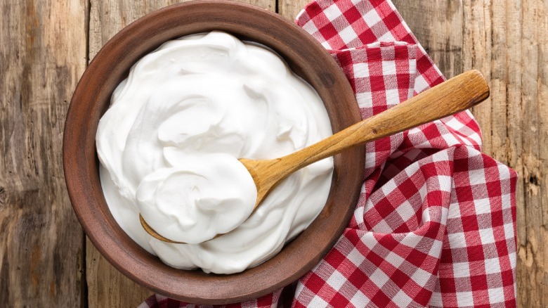 A bowl of sour cream