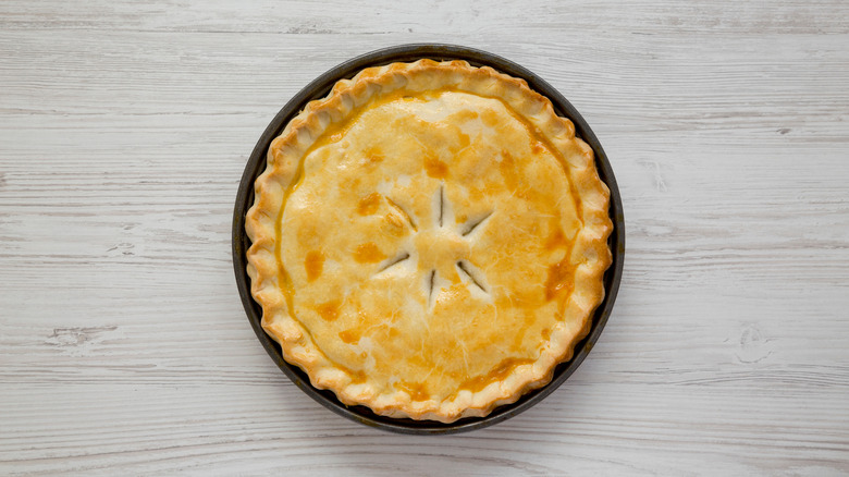 Pot pie with crust vents