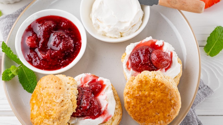 Scones with cream and strawberries