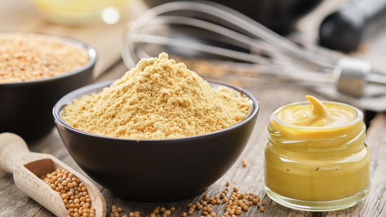 Mustard and mustard powder 