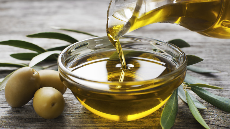 Olive oil and olives 