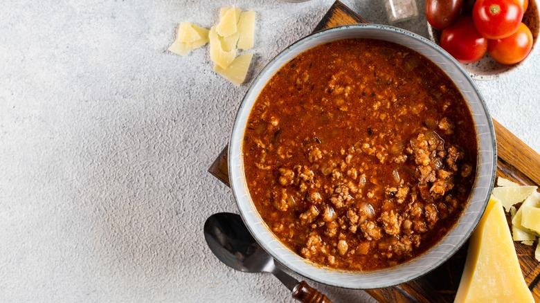 Overhead pot of Bolognese