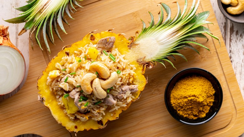 Pineapple fried rice in skin