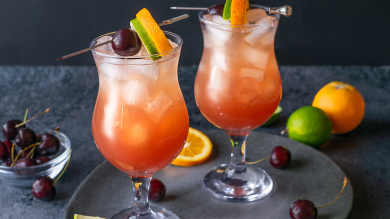 hurricane cocktails and fruit