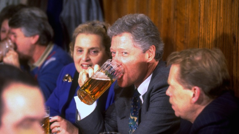 Bill Clinton drinking beer