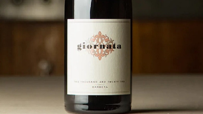 giornata barbera red wine bottle