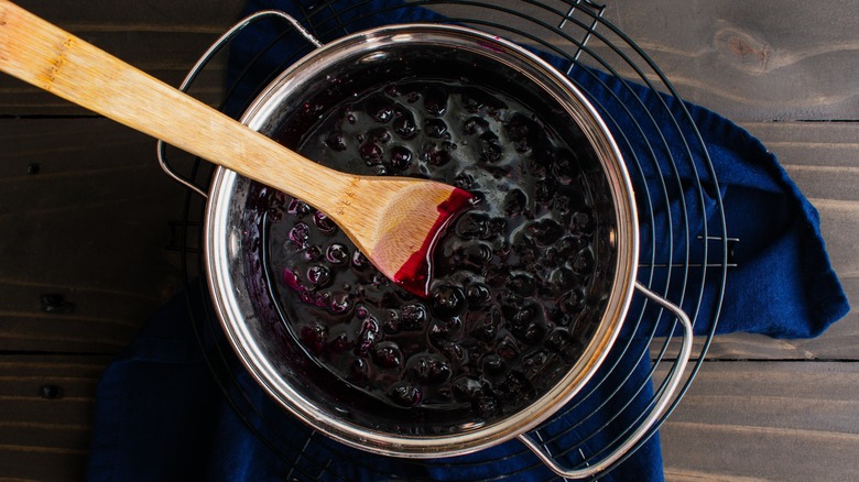 Blueberry compote in container