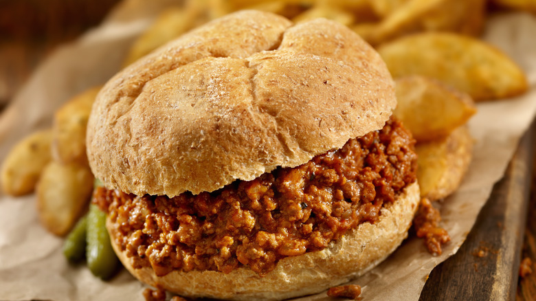 Sloppy Joe's sandwich