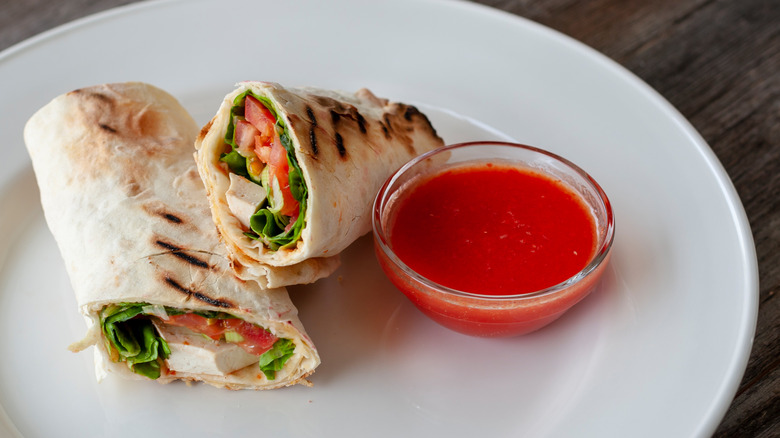 Vegetarian wrap with hot sauce