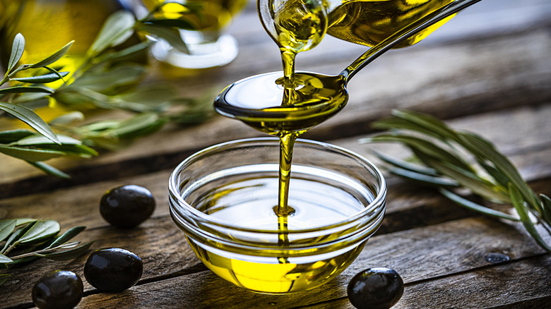 olive oil in a bowl