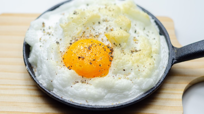 Cloud eggs in skillet