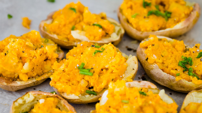 Vegan deviled potatoes 