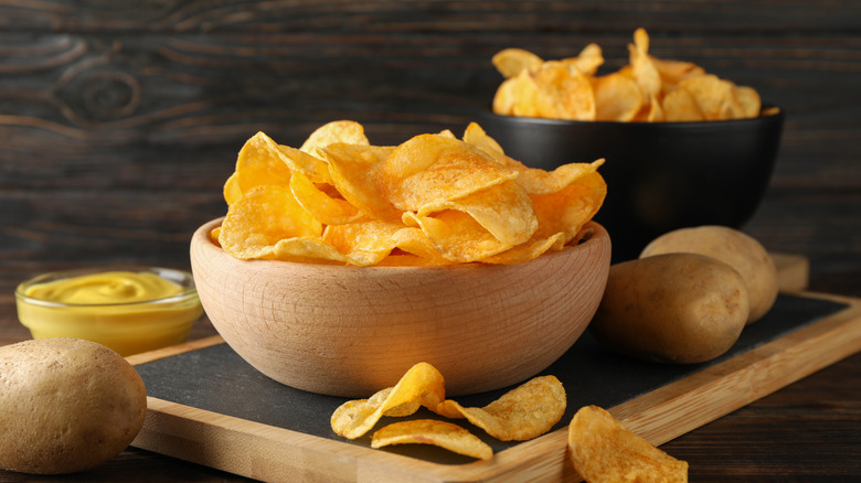 Homemade potato chips 