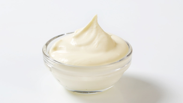 Bowl of vegan mayonnaise 