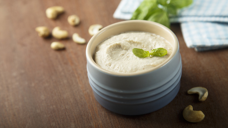 Bowl of cashew cream 