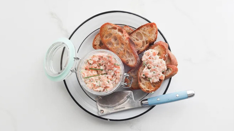 salmon rillettes on bread