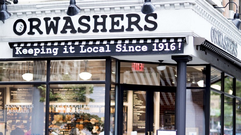 Orwasher's storefront