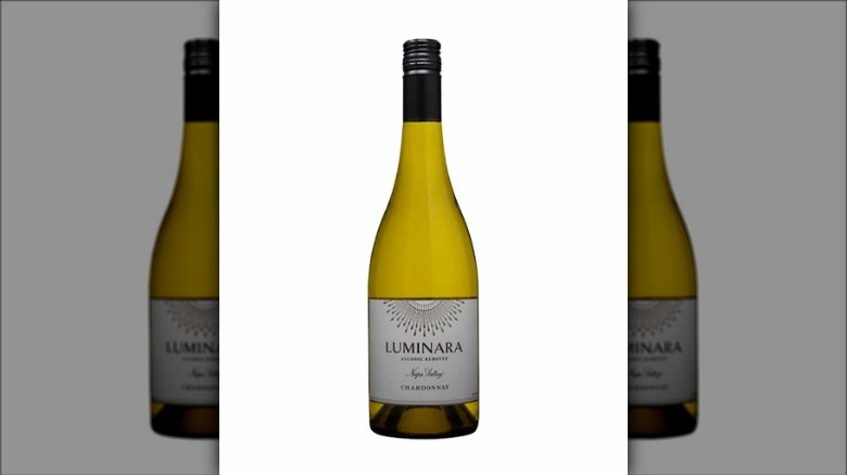 Luminara chardonnay bottle