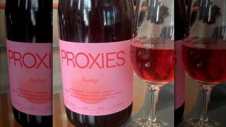 Proxies Rosé dealcoholized wine bottle