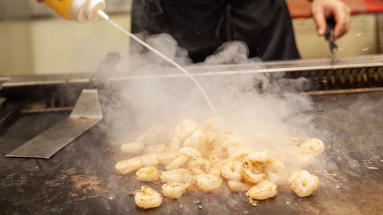 Shrimp on teppan grill