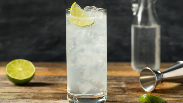 lemon-lime soda cocktail