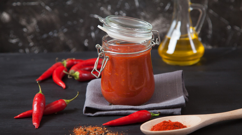 Harissa paste with oil