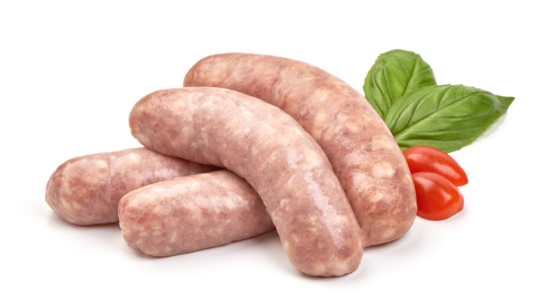 sausage links with tomatoes and basil