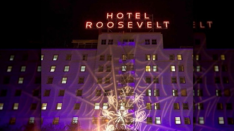 Exterior of Hotel Roosevelt