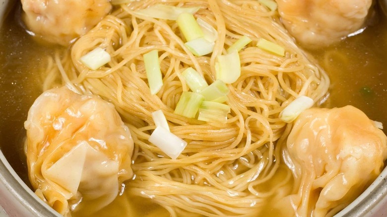 Tripe noodles and vegetables in broth