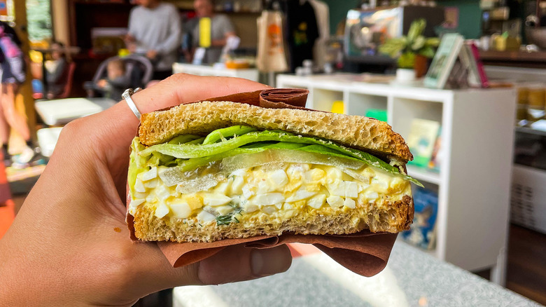 Egg salad sandwich