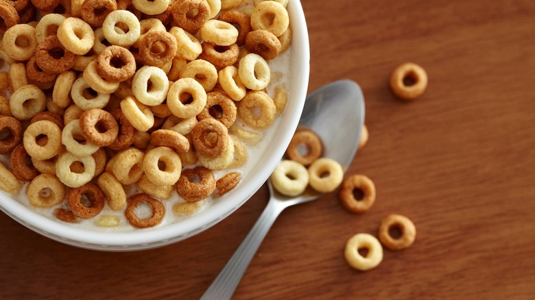 bowl of Cheerios