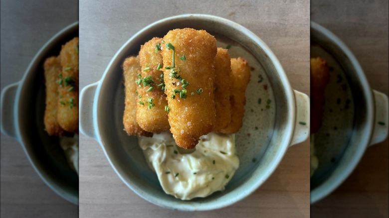 Croquetas with aioli