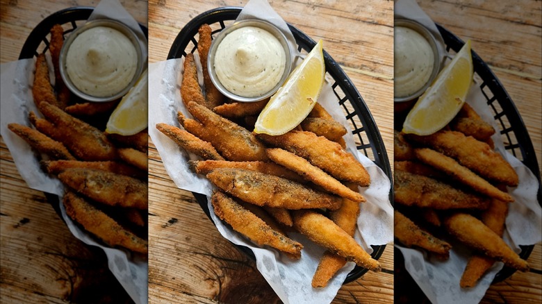basket of whitebait with sauce