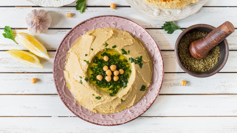 hummus plate mortar pestle