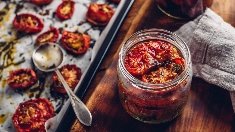 sun dried tomatoes in a jar