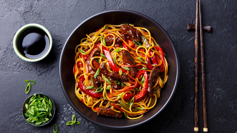 beef noodle stir fry