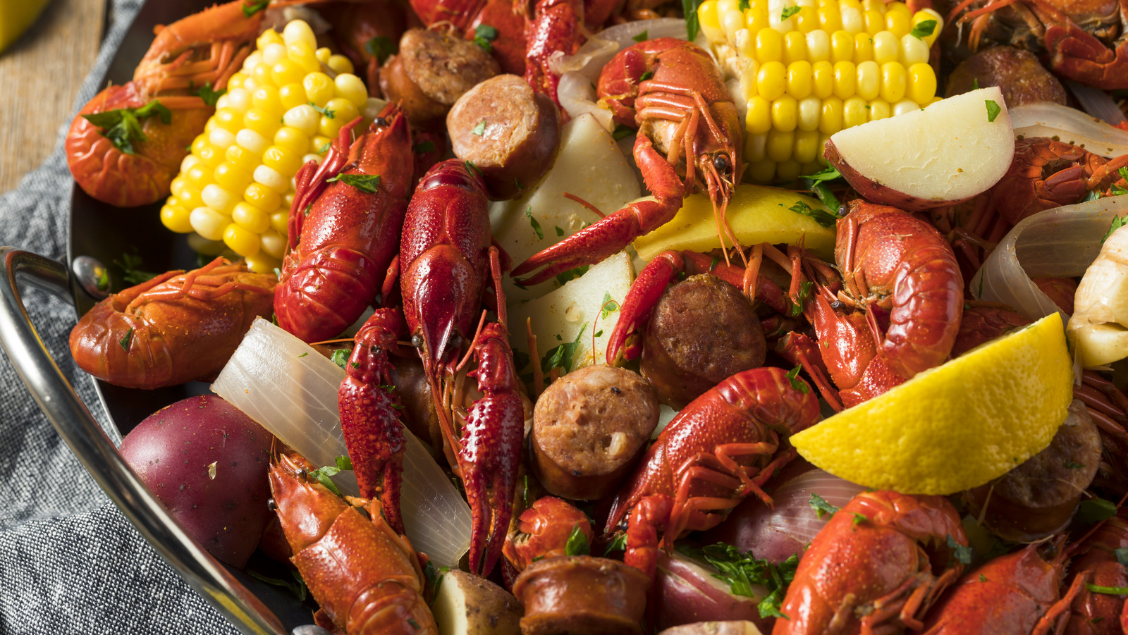 15 Best Wines To Pair With Your Next Seafood Boil