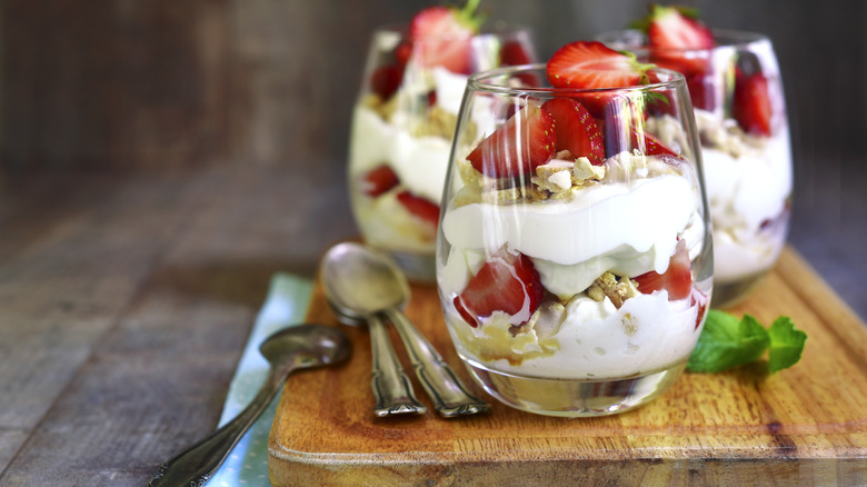 eton mess in glass