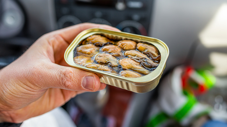 can of oysters